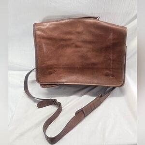 Buffalo Jackson Brown Leather Messenger Bag 16X10X8